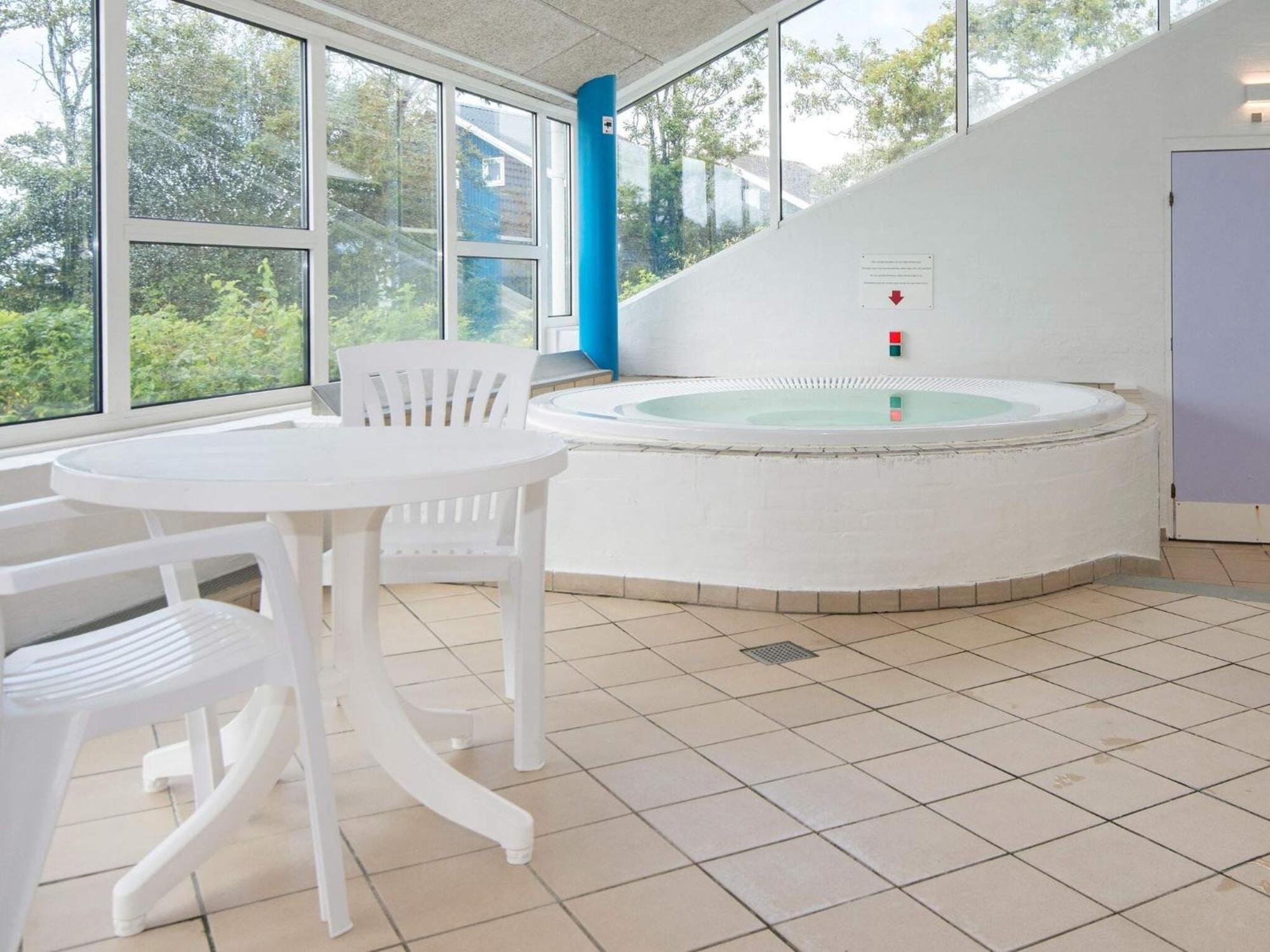 4 Person Holiday Home On A Holiday Park In Hemmet Екстер'єр фото